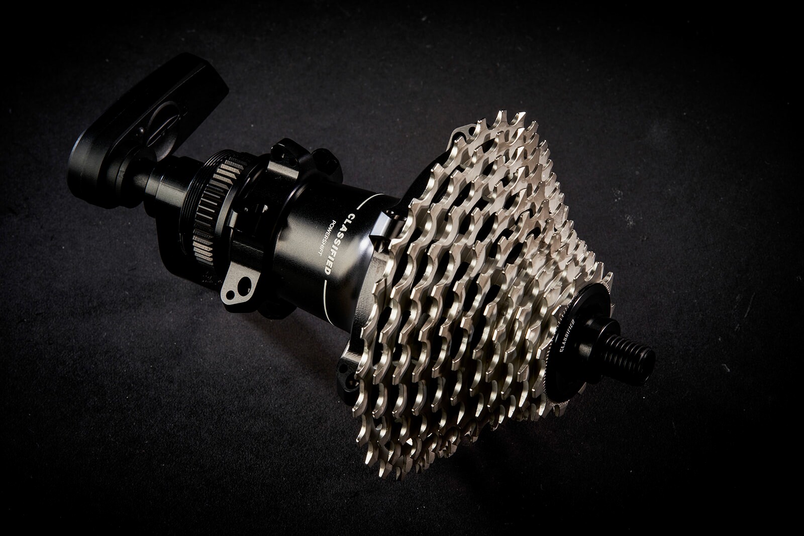 Powershift replaces a bike s front derailleur with a 2 speed hub